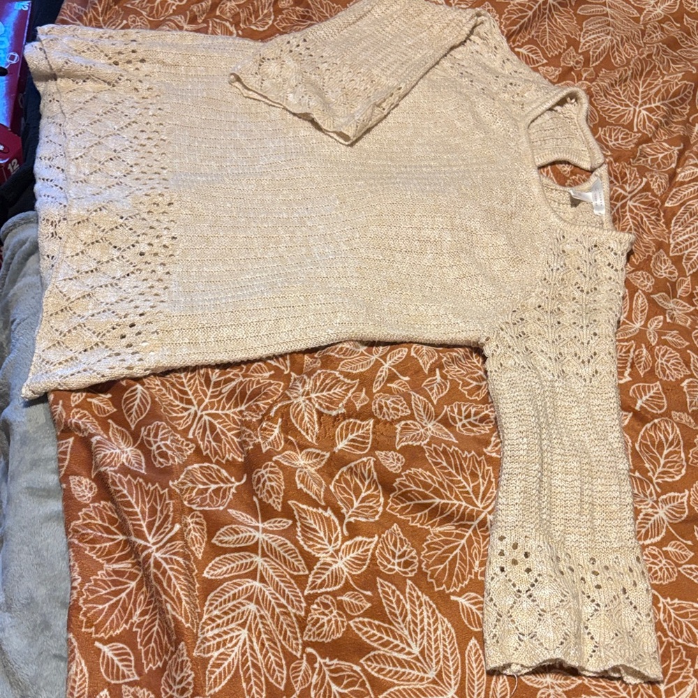 LC Lauren Conrad Light Beige Knit Sweater